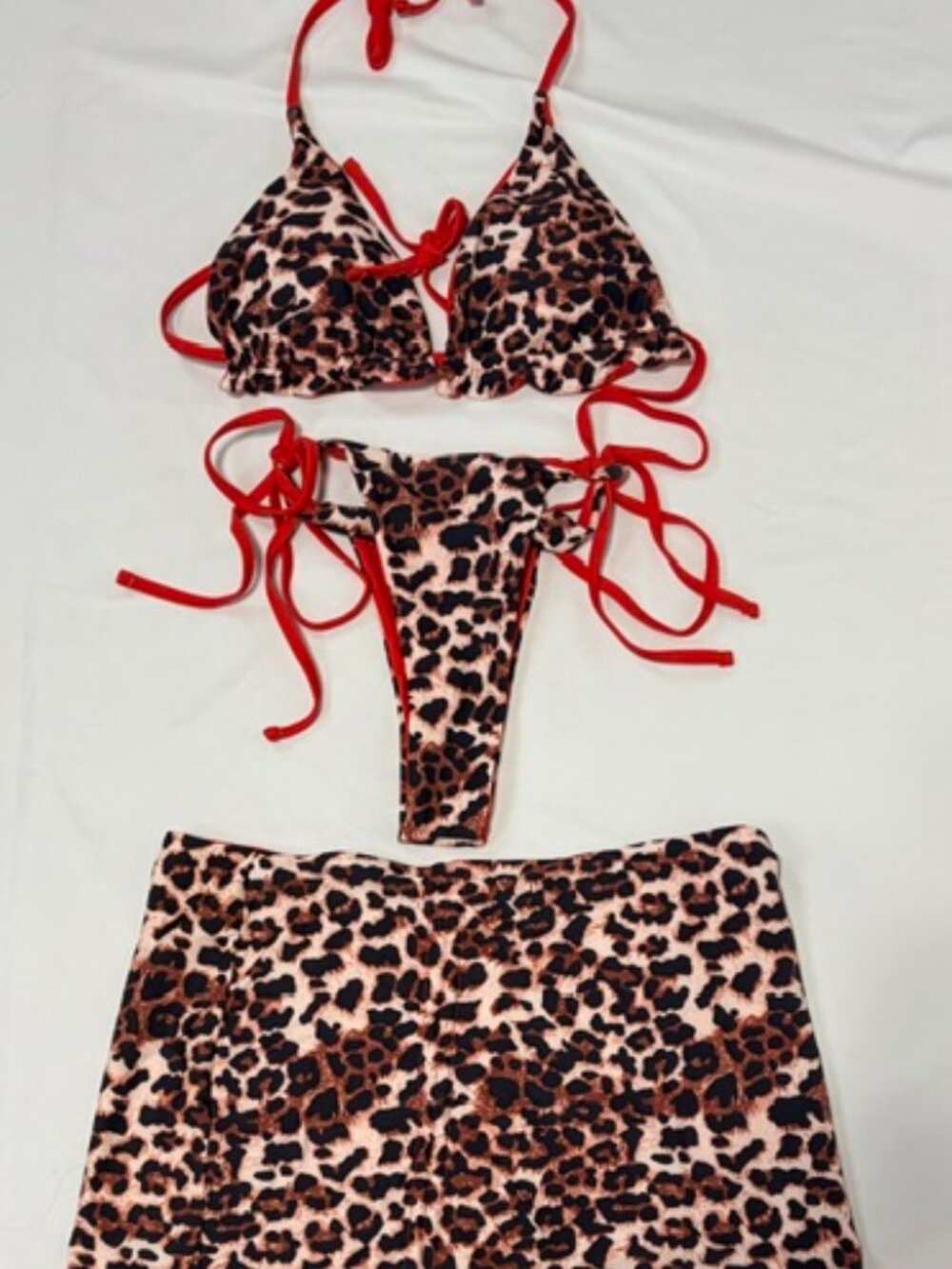 New 3-Piece Leopard Print Bikini Set with Matching Skirt Cover-Up – Large